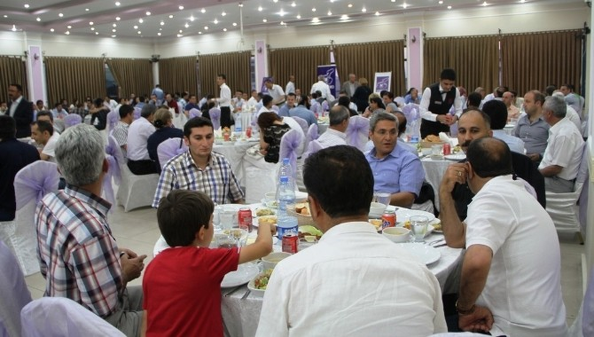 Smmmo\'dan İftar Yemeği