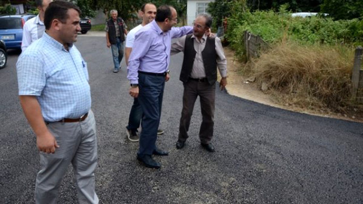 Üzülmez\'e Asfalt Teşekkürü