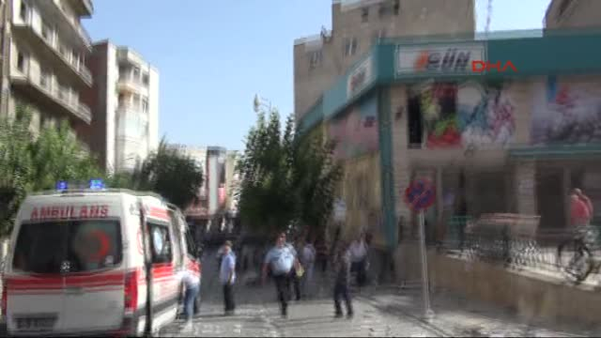 Denizli\'de Patlama: 1 Ölü, 25 Yaralı