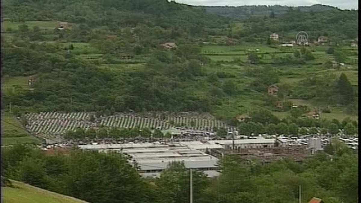 175 Srebrenitsa Kurbanı Toprağa Verildi