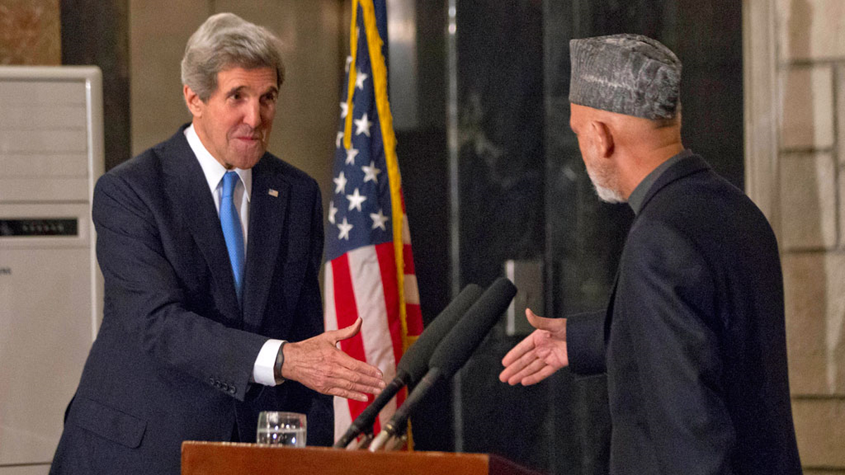 ABD Dışişleri Bakanı Kerry Afganistan\'da