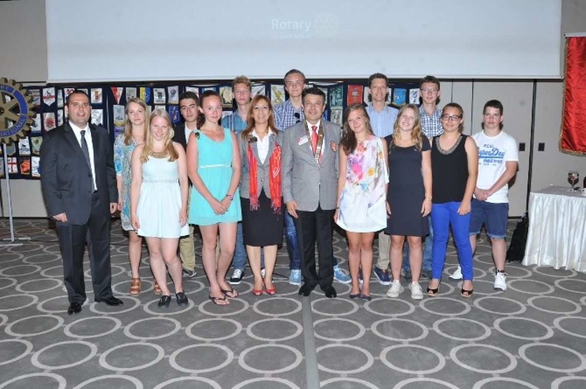 Adana Rotary Kulübü Yabancı Konukları İftarda Ağırladı