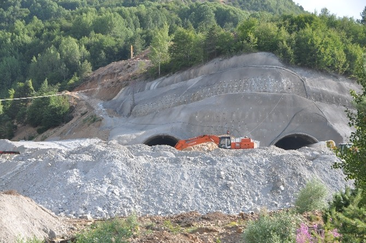 Alabalık Tesisindeki 6 Ton Balık Telef Oldu