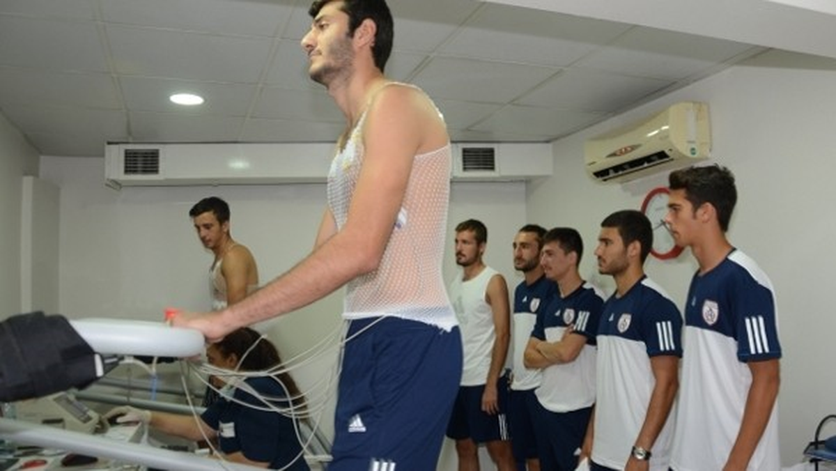 Altınordulu Futbolcular Sağlık Kontrolünden Geçti