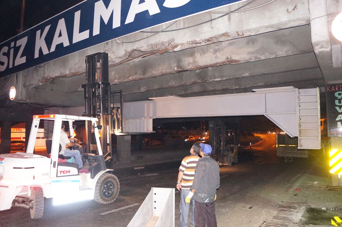 Unkapanı Altgeçidi Köprüsünde Güçlendirme Çalışmaları Yapıldı