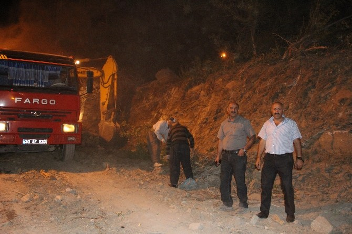 Belediyeden Gece Mesaisi