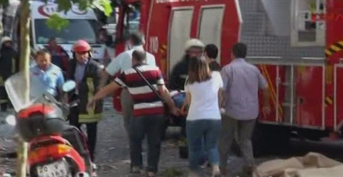 Denizli\'de Fırında Patlama: 1 Ölü 25 Yaralı