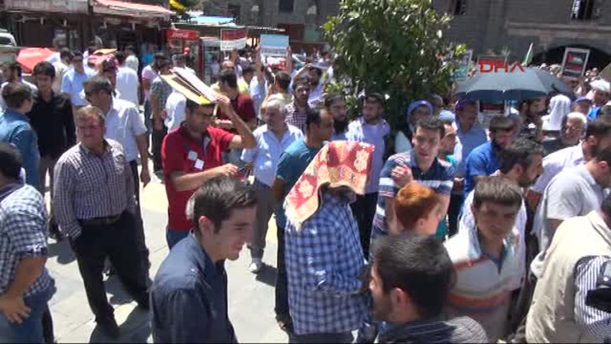 Diyarbakır\'da İsrail Protesto Edildi