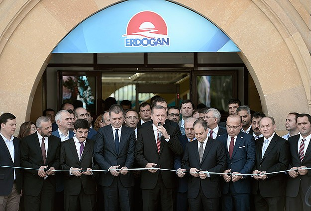Erdoğan, İstanbul Seçim Koordinasyon Merkezini Açtı