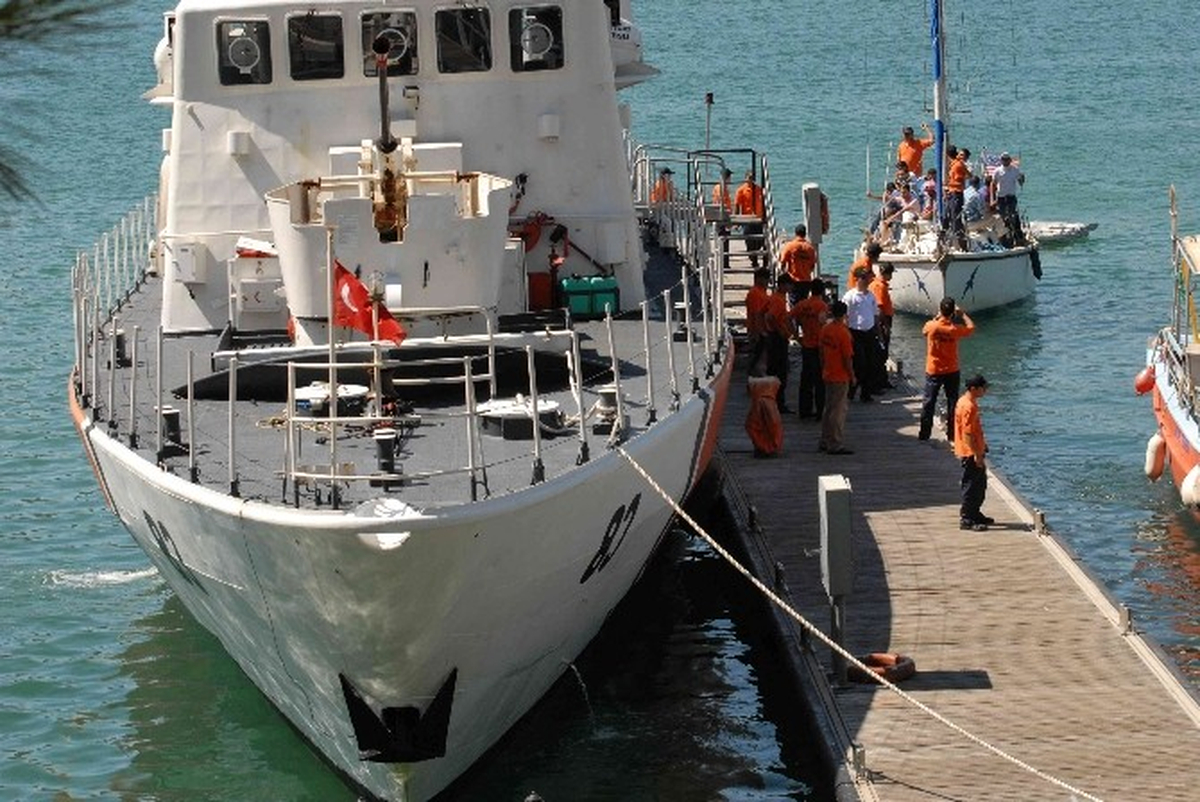 Fethiye'de 24 Kaçak Yakalandı