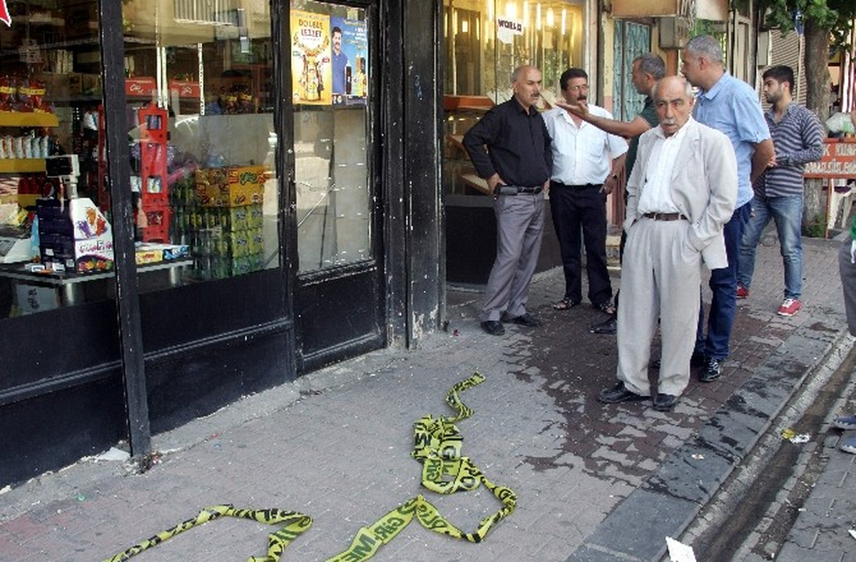 Gaziantep\'te Silahlı Kavga: 2 Yaralı
