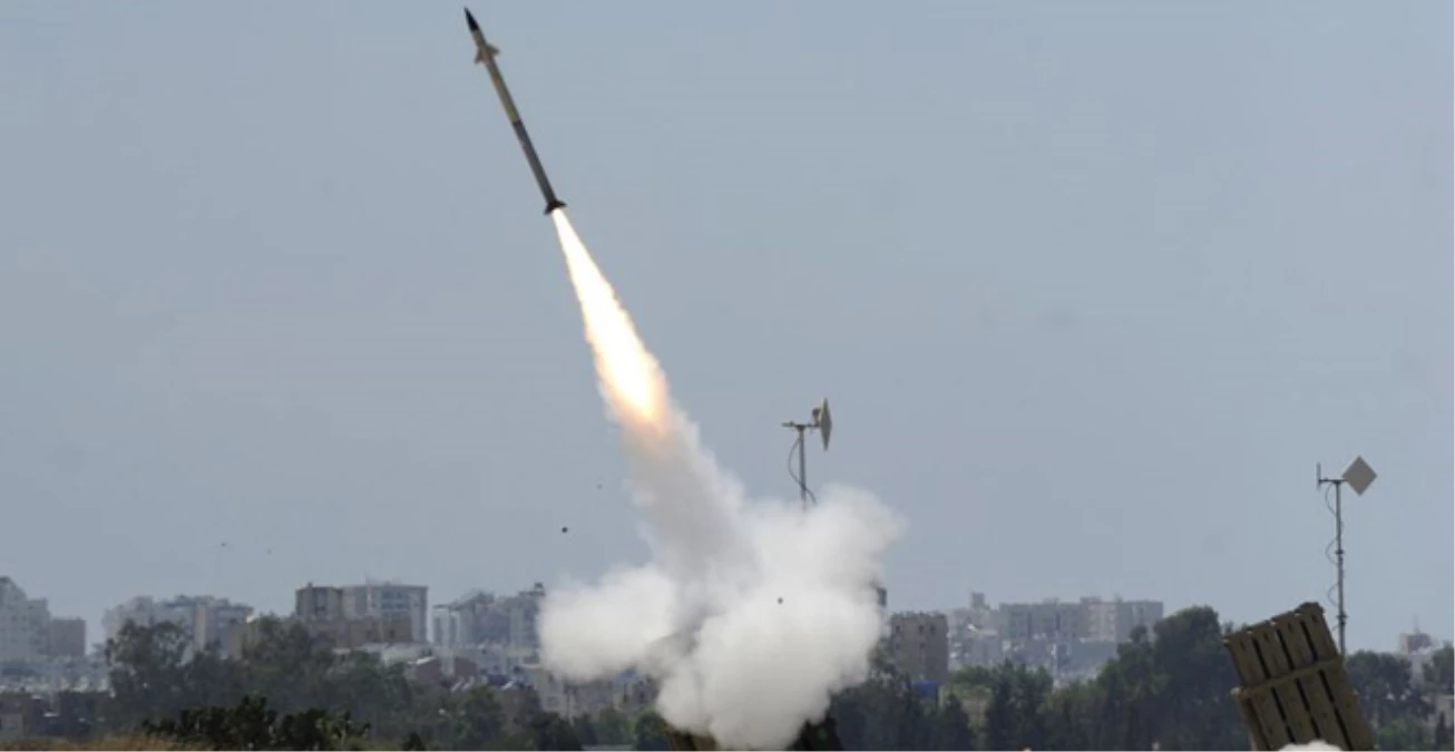 Hamas İsrail\'e Füzelerle Saldırdı