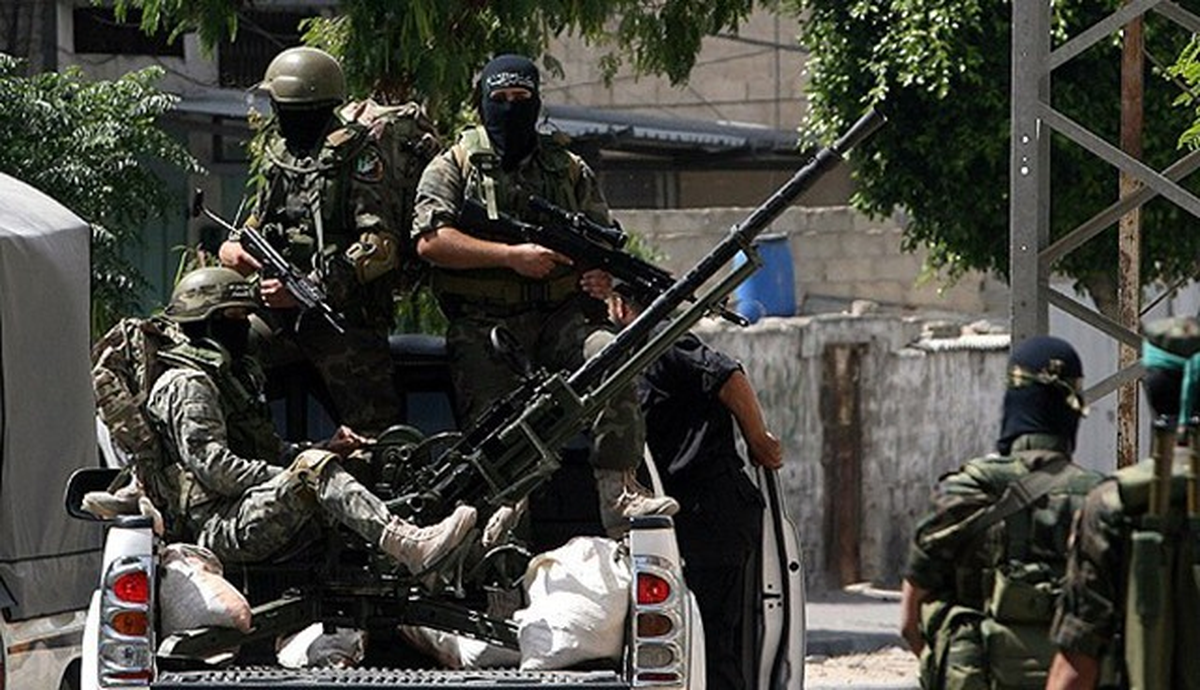 Hamas Tugayları İsrail Mevzilerine Saldırdı