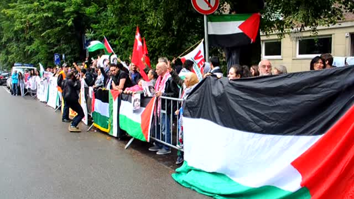 İsrail\'in Gazze saldırılarının protesto edilmesi -