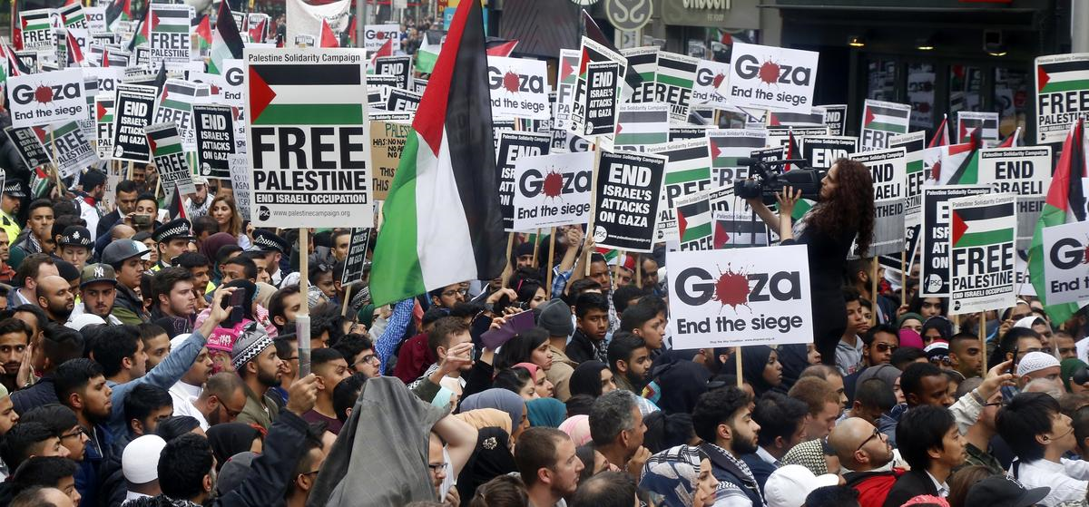 İsrail\'in Gazze Saldırılarının Protesto Edilmesi