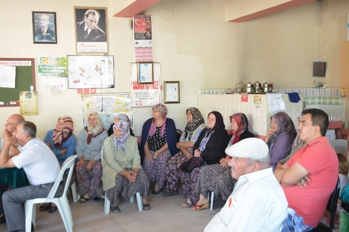 Kapaklı\'da Mahalleliler Sıkıntılarını Komisyona Anlattı