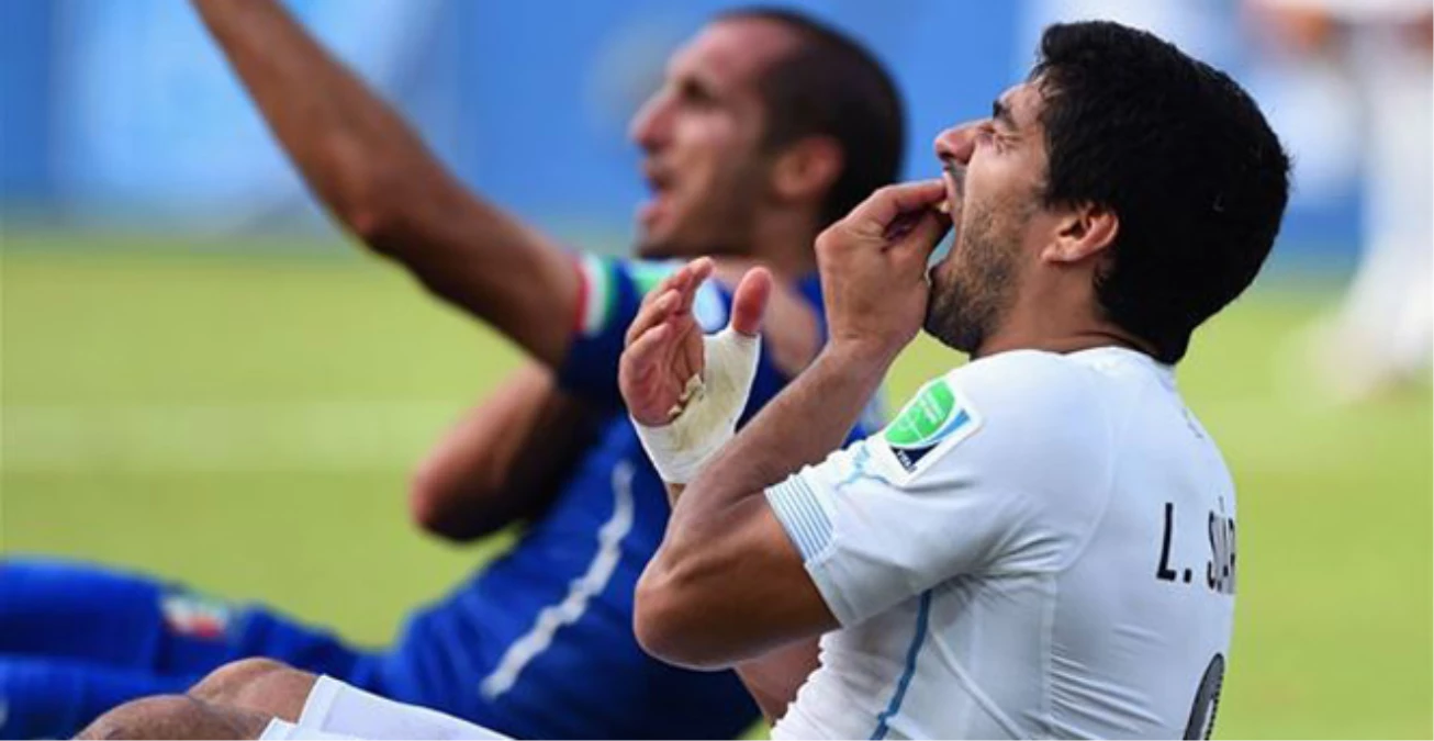 Luiz Suarez, Cas\'a Gidiyor