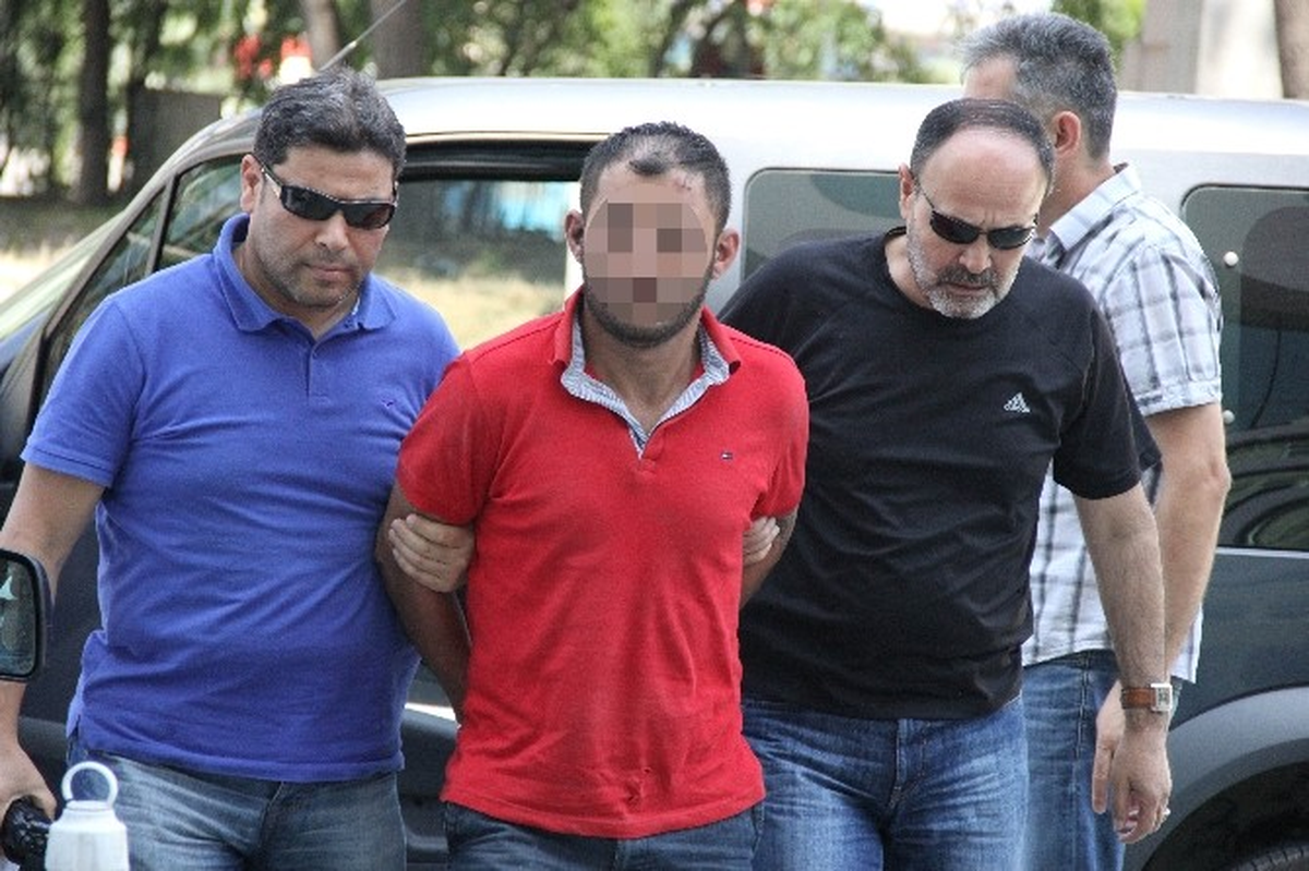 Polise Bıçakla Saldıran Genç Adliyeye Sevk Edildi