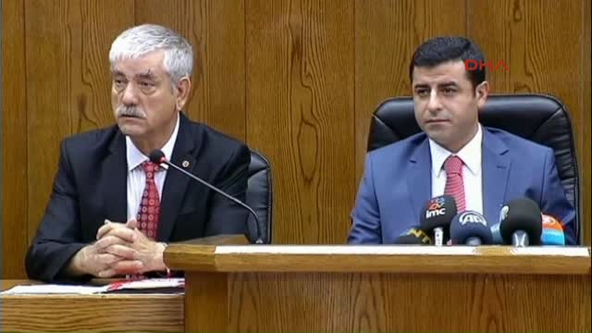 Selahattin Demirtaş, DİSK\'i Ziyaret Etti