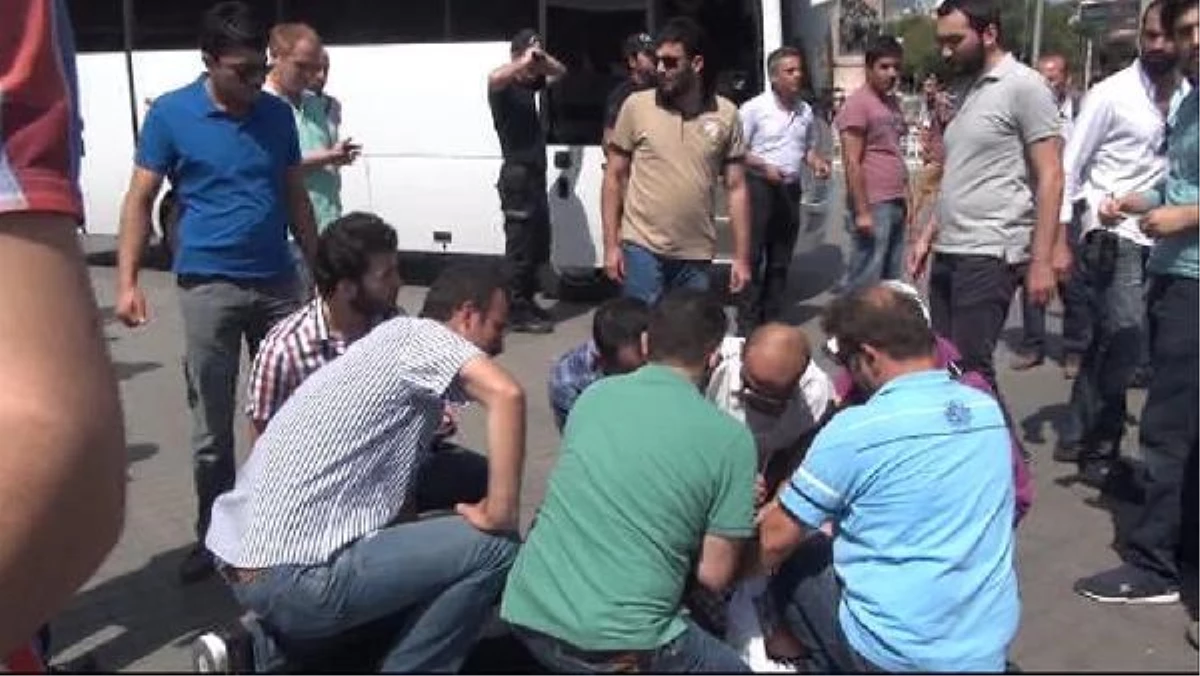 Taksim\'de "Hasan Ferit Gedik" Eylemine Yaka-Paça Gözaltı