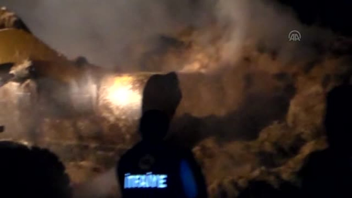 Turhal\'da Yaklaşık 70 Ton Saman Tandı