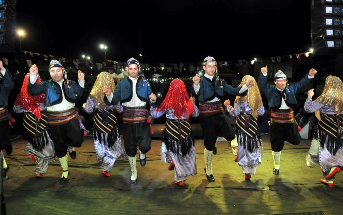 Tütüncü\'den Yörüklere İki Müjde