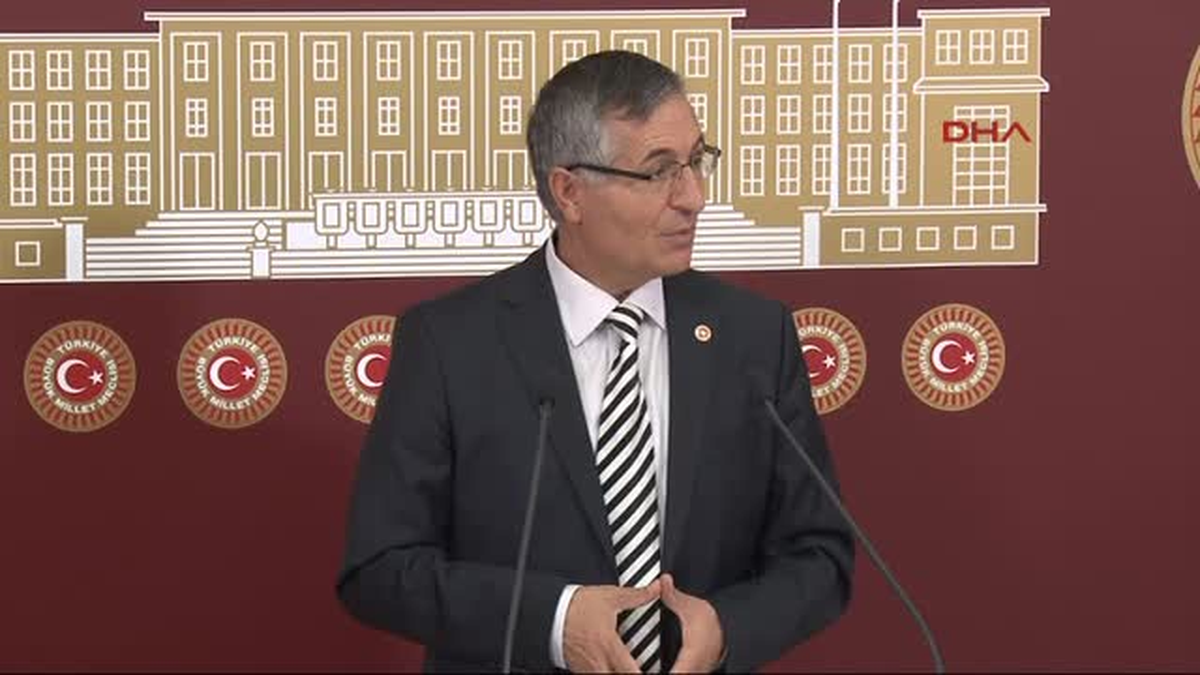 MHP\'li Yeniçeri: Bu Başbakan\'dan Türkiye Kurtulmalıdır