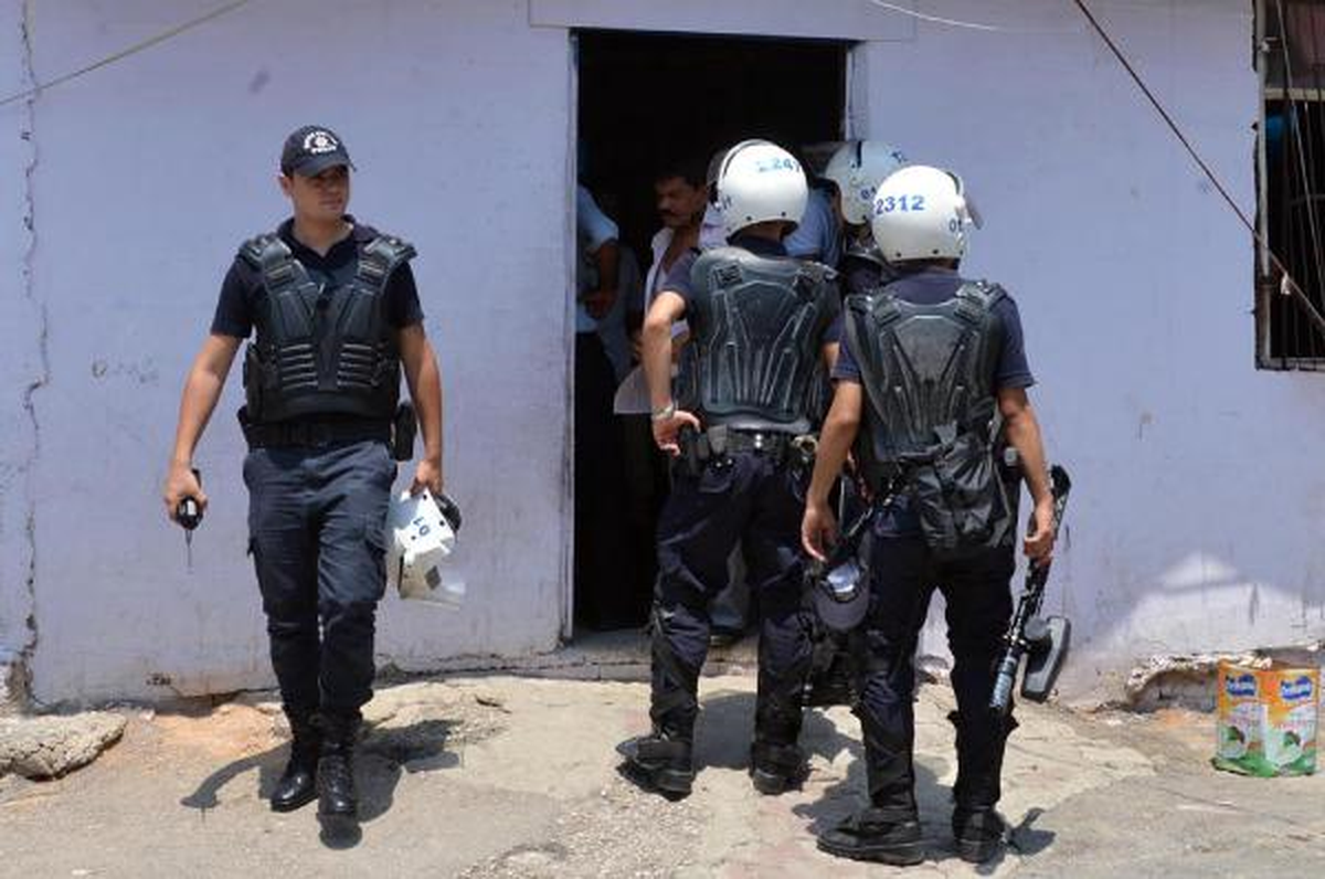 Adana\'da Çete Operasyonu: 3 Gözaltı