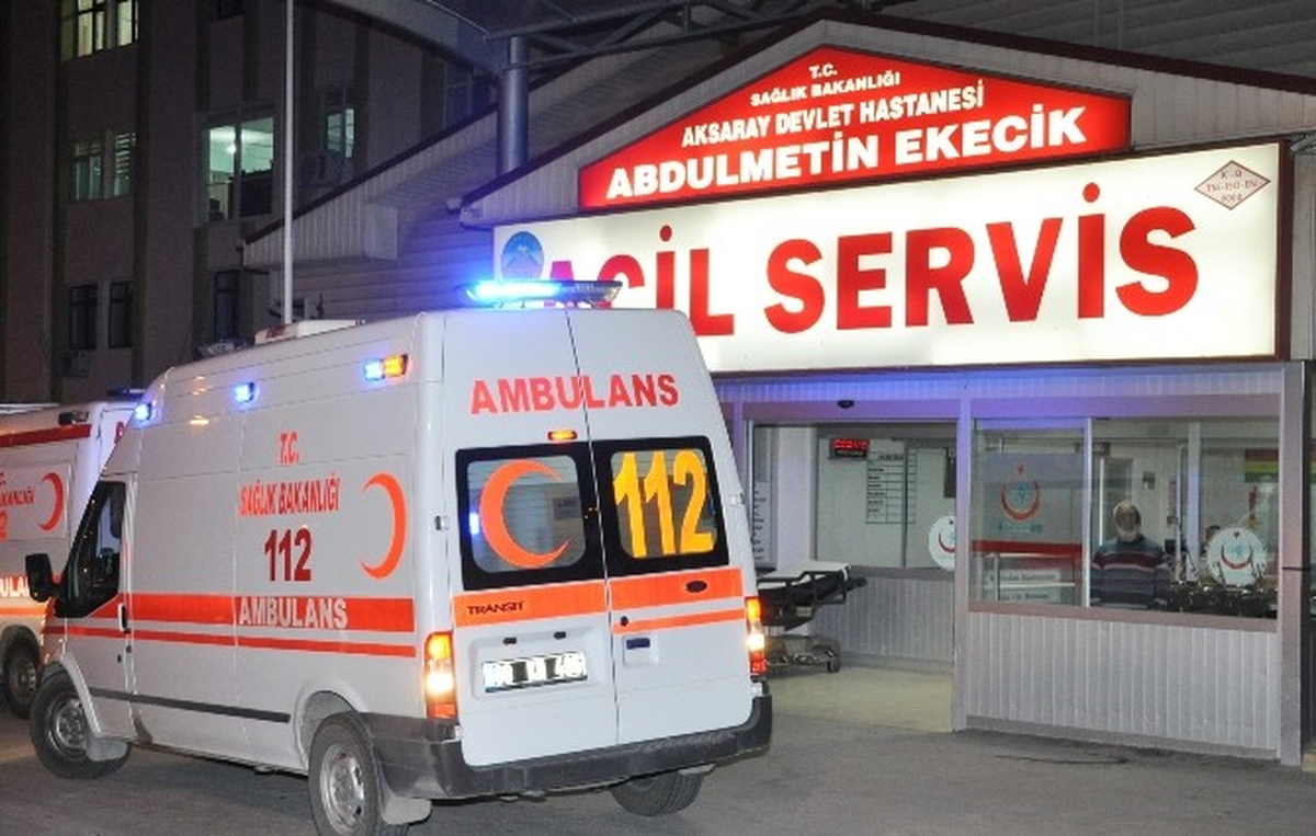 Aksaray\'da Bıçaklı Sopalı Kavga: 9 Yaralı