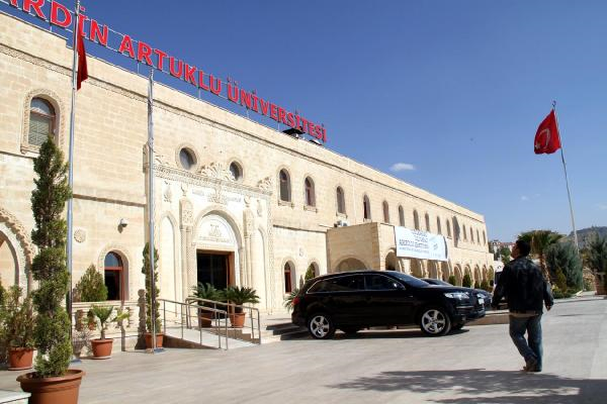 Artuklu Üniversitesi\'ne \'İhalede Yolsuzluk\' Operasyonu: 4 Kişi Gözaltında