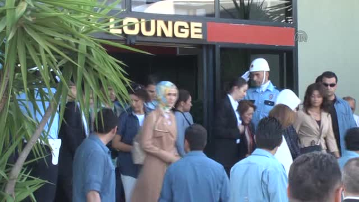 Cumhurbaşkanı adayı ve Başbakan Erdoğan, Antalya\'ya geldi