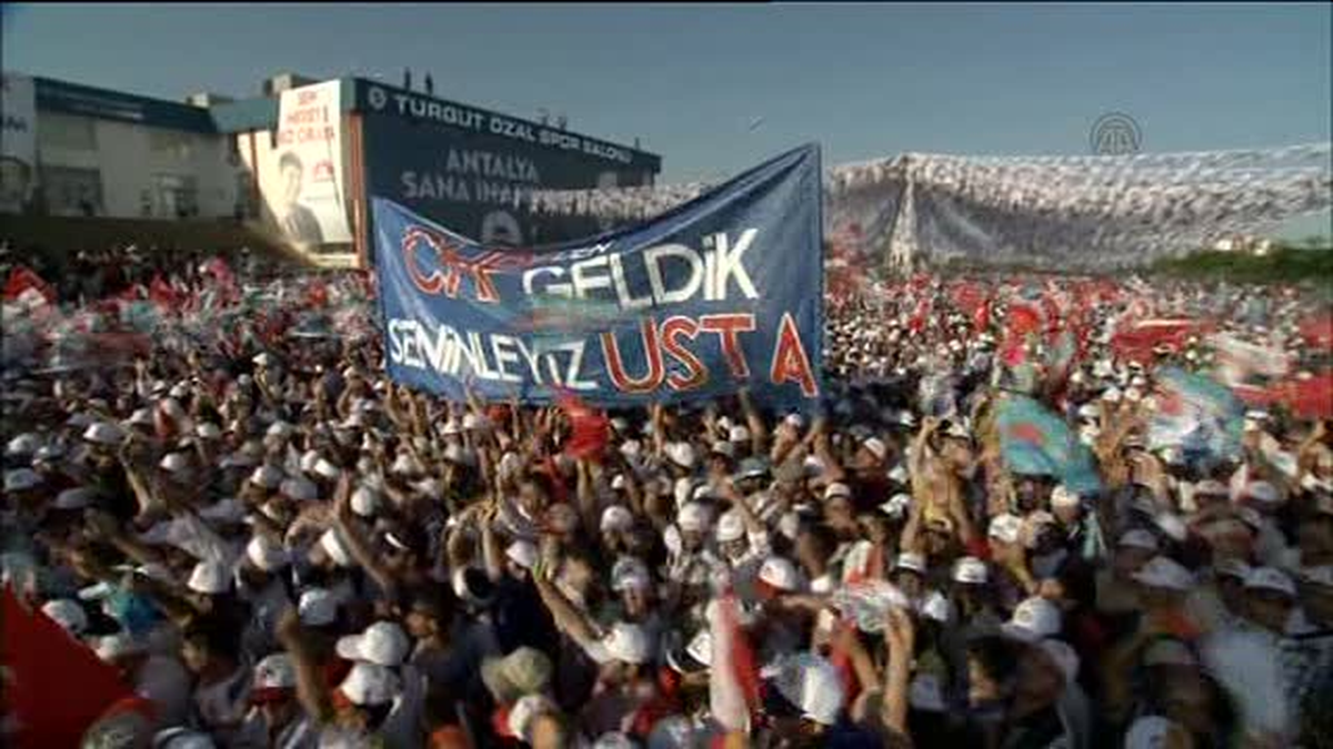 Erdoğan: "50 yıl önce AK Parti olsaydı Türkiye bugün böyle olmazdı" -