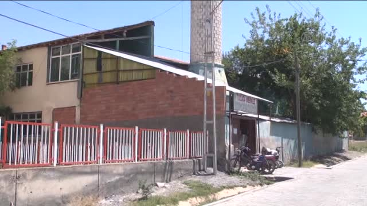 Esenyurt\'taki Cami Yangını