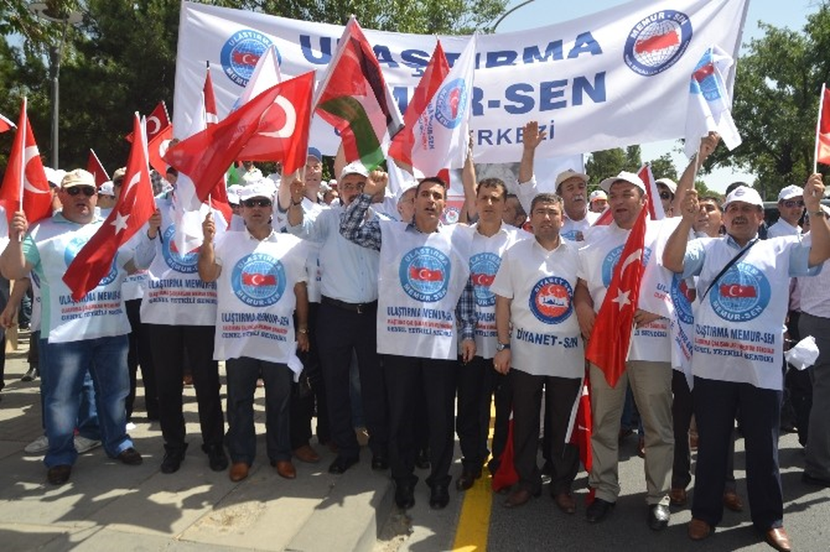 İsrail\'in Gazze Saldırılarının Protesto Edilmesi