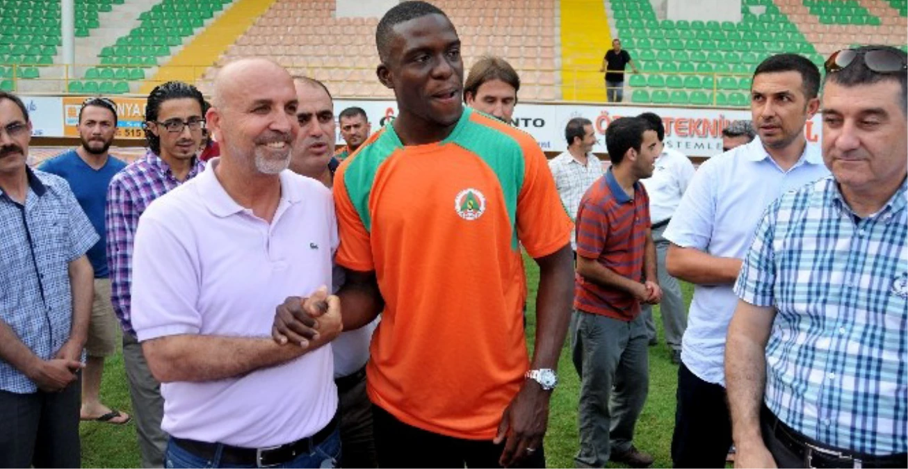 Jonathan Ayite Alanyaspor\'da