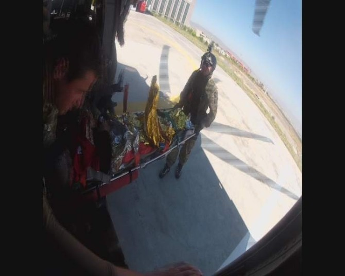 Kaçkar Dağı Zirvesine Tırmanış Esnasında Yaralanan Alman Dağcı Askeri Helikopterle Kurtarıldı
