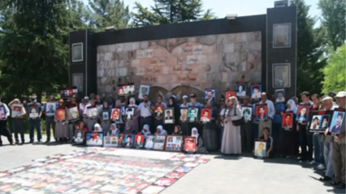 Kayıp Yakınları Vedat Aydın\'ı Andı