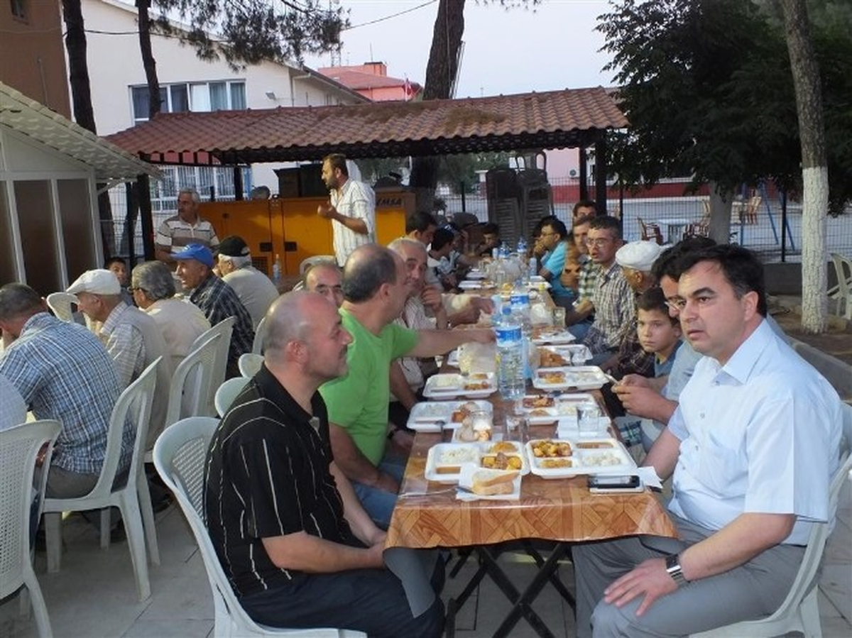 Köşklüler Gelenekseliftar Sofrasında Bir Araya Geldi