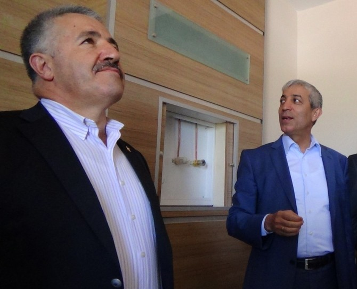 Merkezi Hükümetin Yatırımları Kars\'ta Hız Kesmeden Devam Ediyor