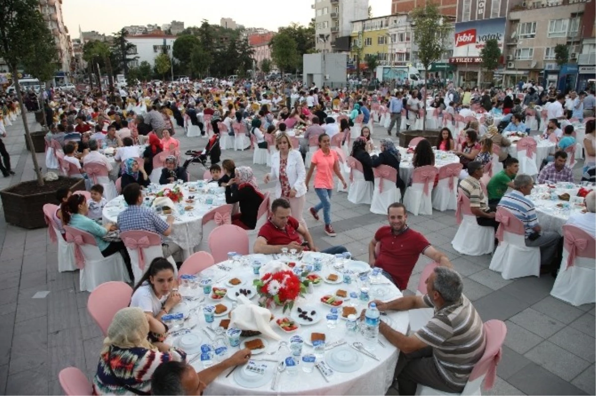 Mustafakemalpaşa\'ya Hizmet Sözü