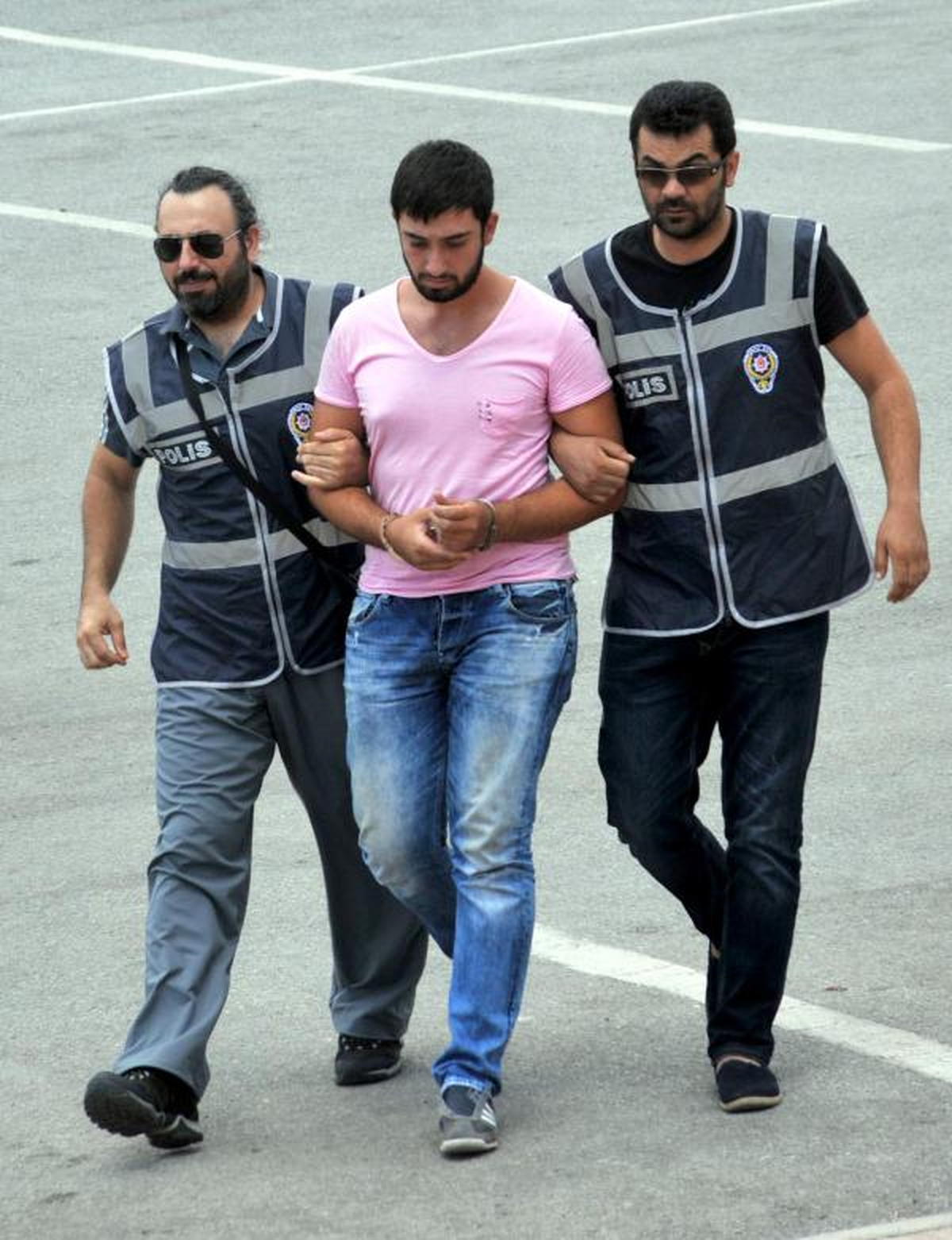 Otomobilde Uyuşturucu Ele Geçirildi