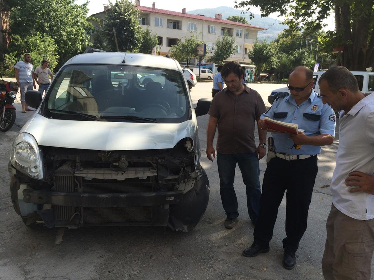 Sapanca\'da Trafik Kazası: 1 Yaralı