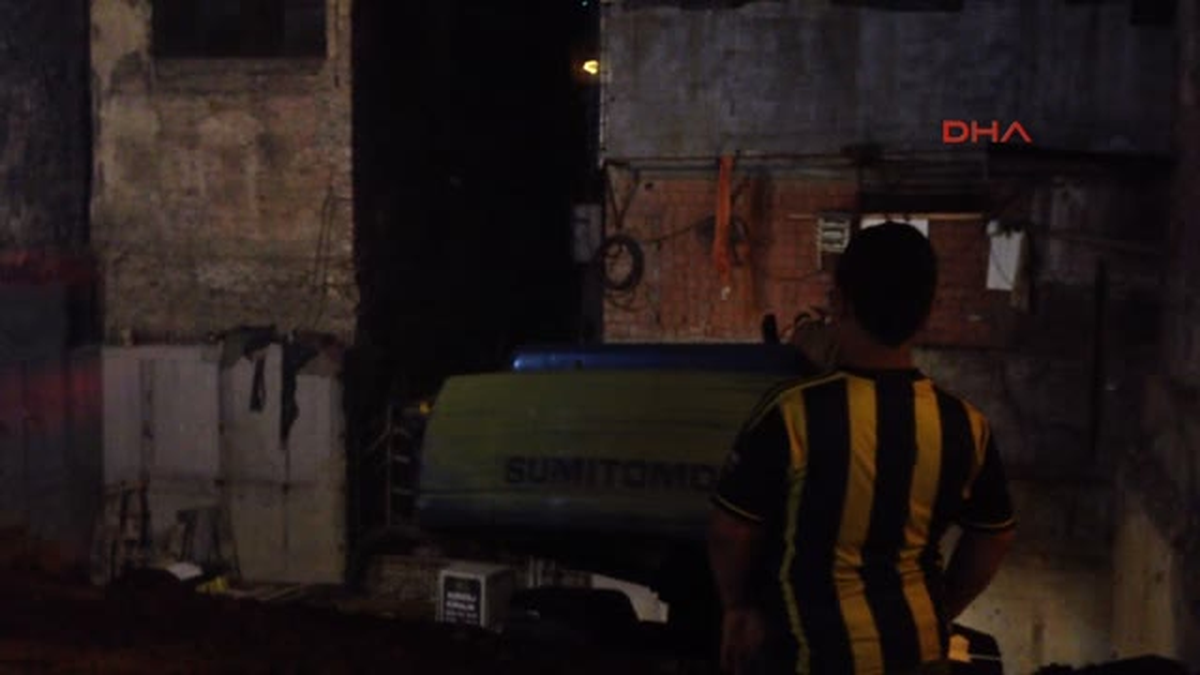 Vatandaş Tepkisi Kepçe Durdurttu