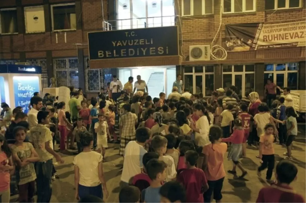 Yavuzeli İlçesi Büyükşehir\'in Ramazan Etkinliğini Beğendi