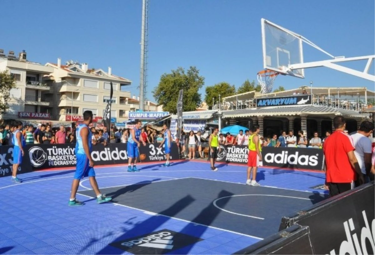 Akçay\'da Sokak Basketbolu Heyecanı