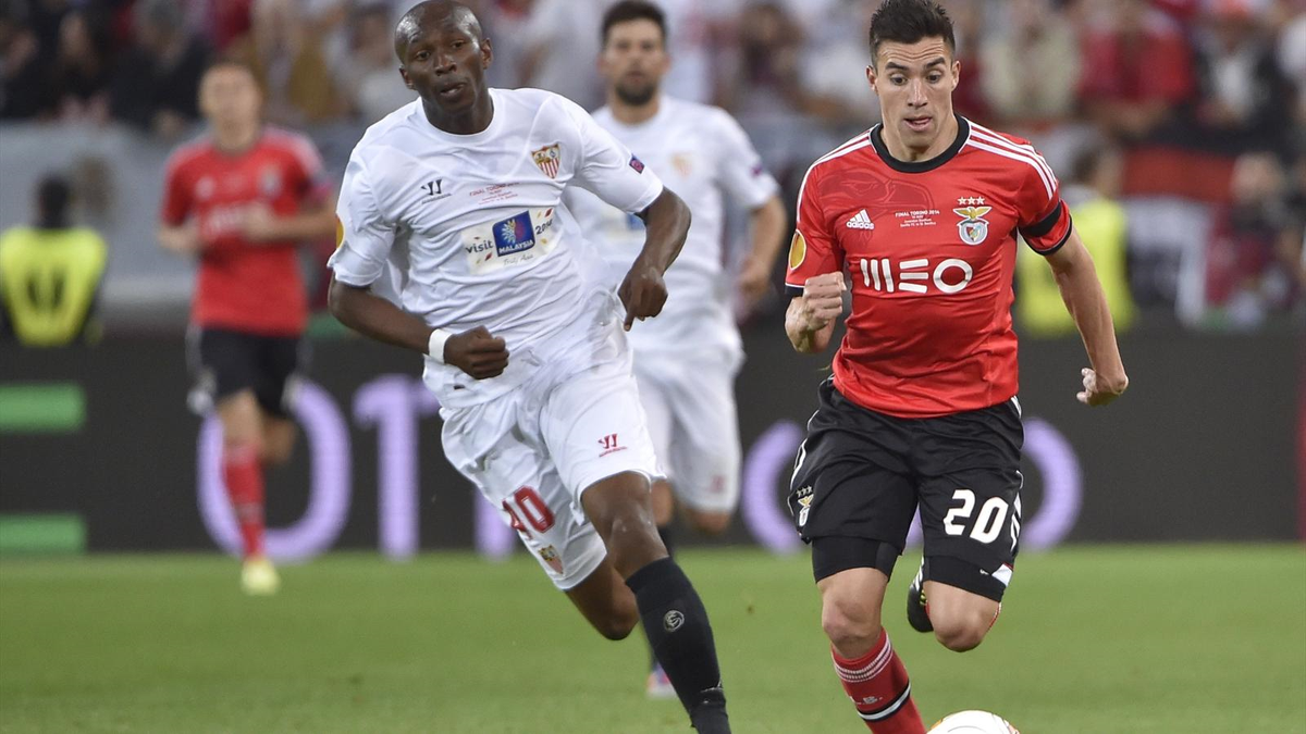 Atletico Madrid\'de İki Bomba Transfer