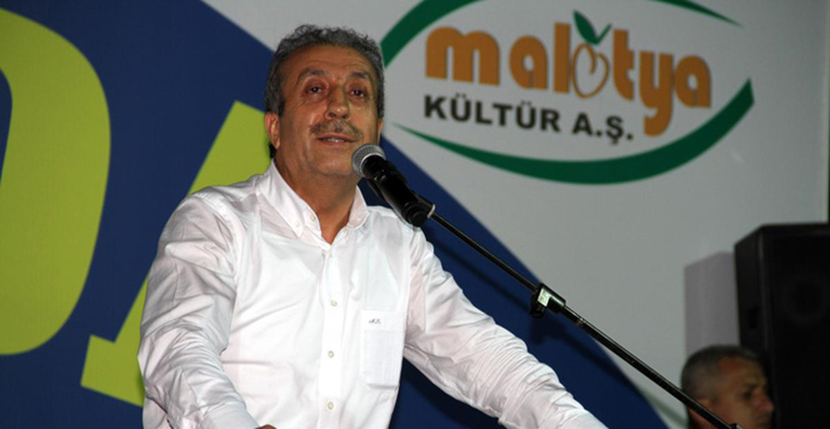 Bakan Eker, Malatyalılara Şiir Ziyafeti Verdi