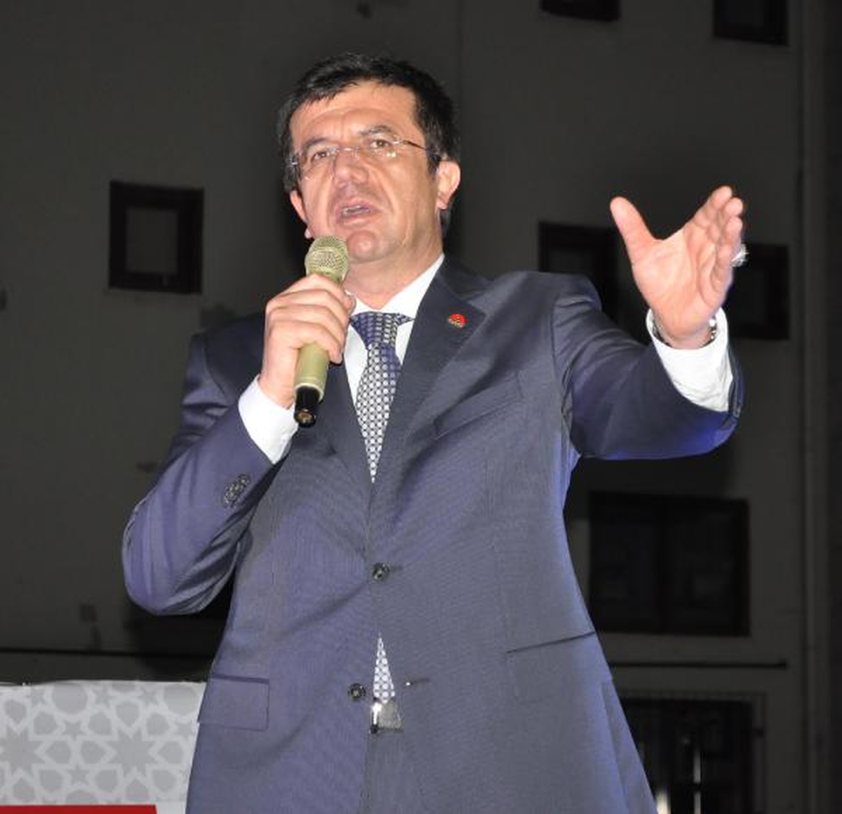 Bakan Zeybekci: İslam Coğrafyasında Zulüm Bitecek