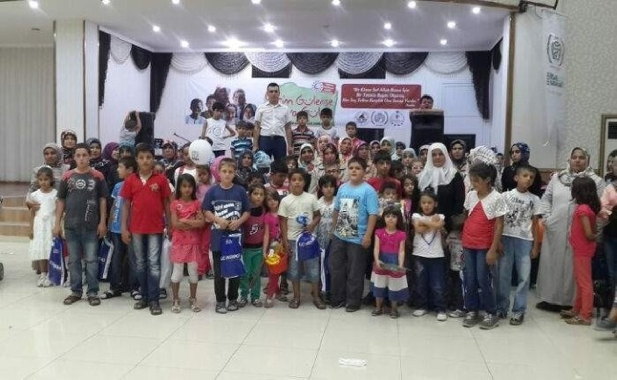 Bin 500 Yetim Çocuk İftar Yemeğinde Bir Araya Geldi