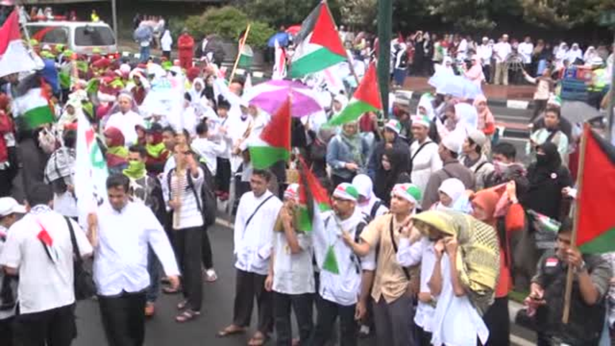 Cakarta\'da İsrail karşıtı protestolar devam ediyor -